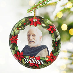 Custom Photo Pet Face Christmas Wreath Dog Cat Pet Memorial - Personalized Circle Glass Ornament